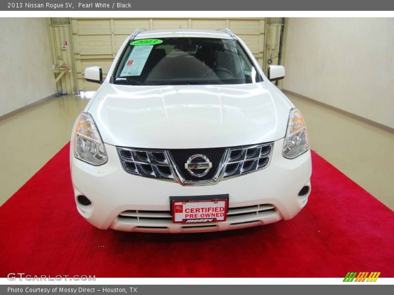 Pearl White / Black 2013 Nissan Rogue SV