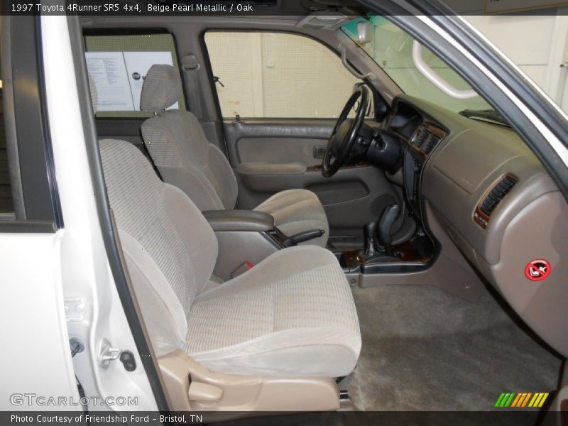Beige Pearl Metallic / Oak 1997 Toyota 4Runner SR5 4x4