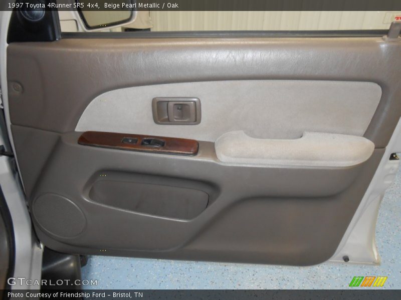 Beige Pearl Metallic / Oak 1997 Toyota 4Runner SR5 4x4