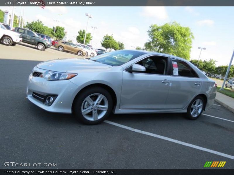Classic Silver Metallic / Black 2013 Toyota Camry SE