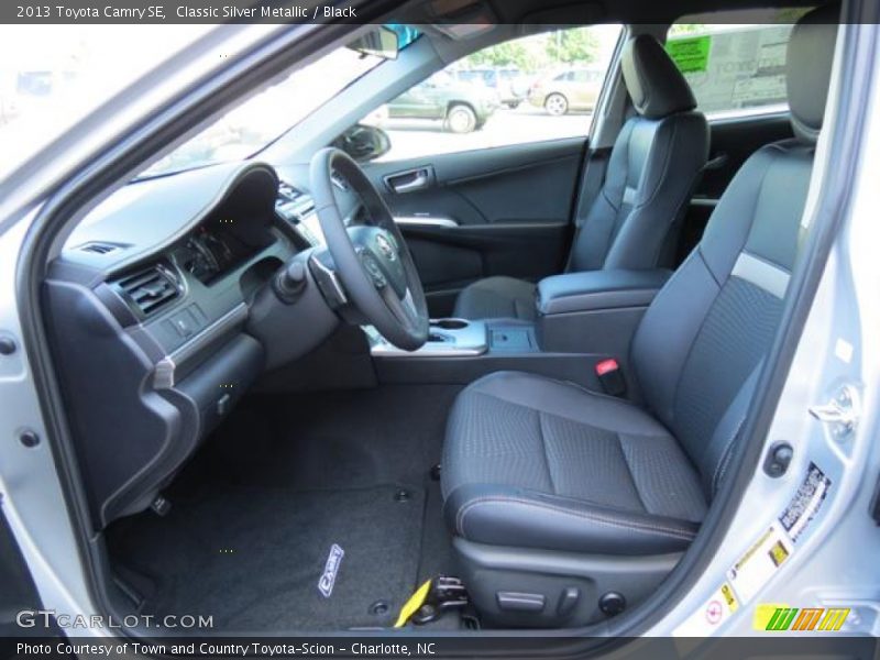 Classic Silver Metallic / Black 2013 Toyota Camry SE