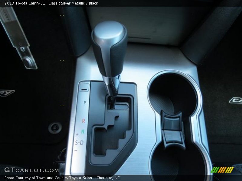 Classic Silver Metallic / Black 2013 Toyota Camry SE