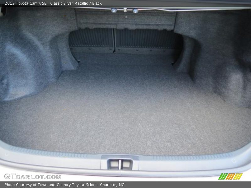 Classic Silver Metallic / Black 2013 Toyota Camry SE