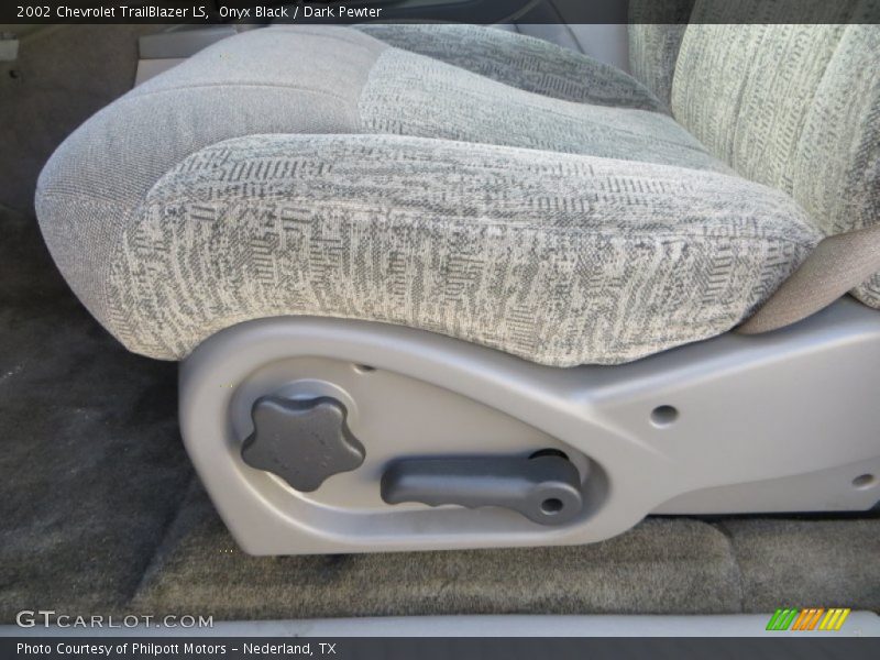 Onyx Black / Dark Pewter 2002 Chevrolet TrailBlazer LS