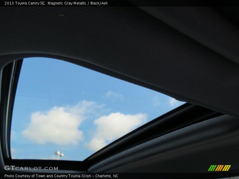 Magnetic Gray Metallic / Black/Ash 2013 Toyota Camry SE