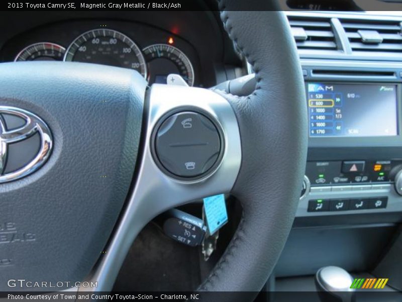 Magnetic Gray Metallic / Black/Ash 2013 Toyota Camry SE