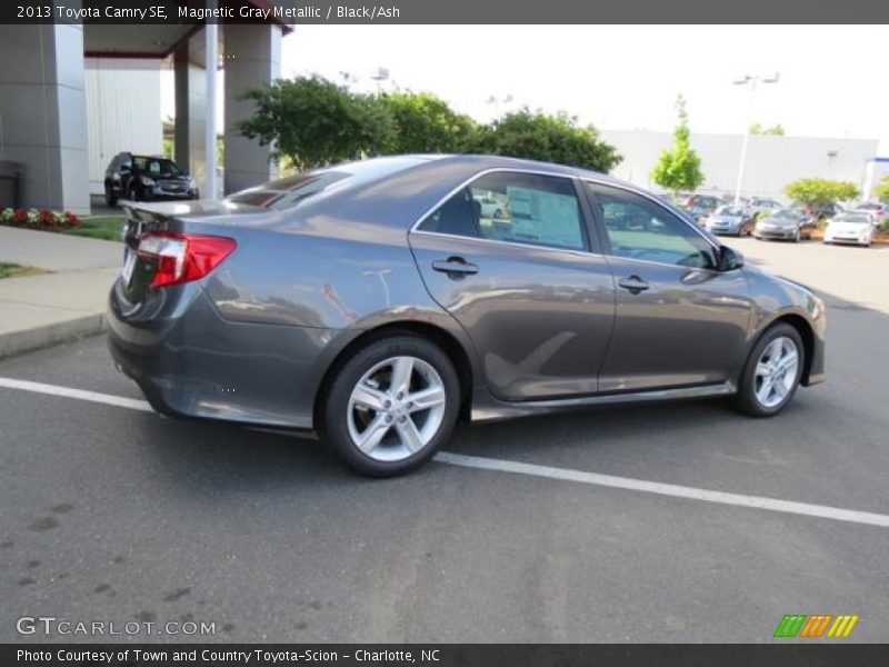 Magnetic Gray Metallic / Black/Ash 2013 Toyota Camry SE