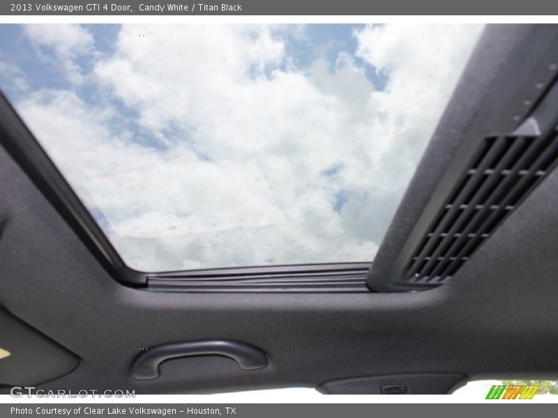 Candy White / Titan Black 2013 Volkswagen GTI 4 Door