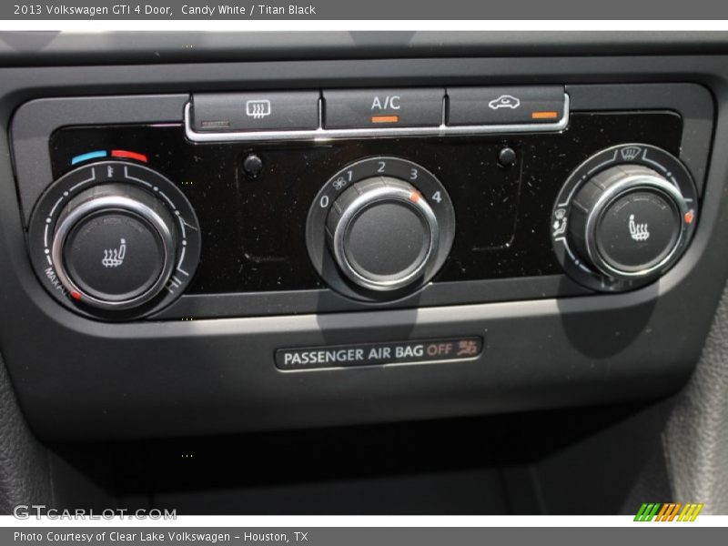 Candy White / Titan Black 2013 Volkswagen GTI 4 Door