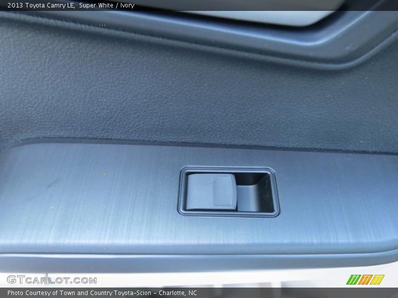 Super White / Ivory 2013 Toyota Camry LE