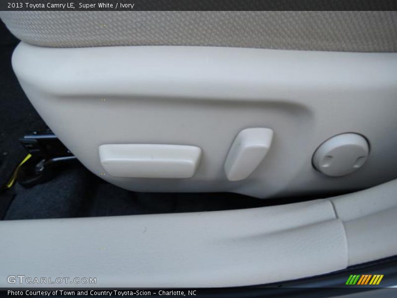 Super White / Ivory 2013 Toyota Camry LE