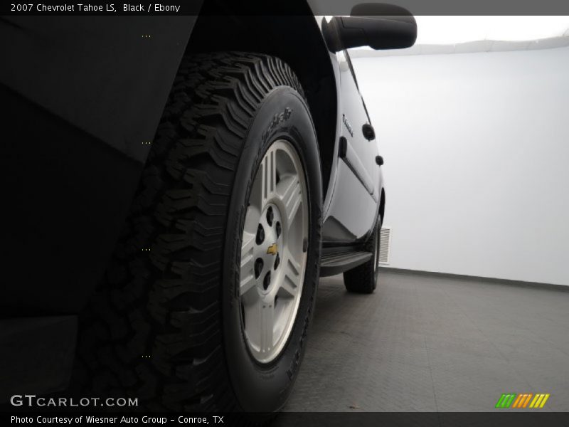 Black / Ebony 2007 Chevrolet Tahoe LS