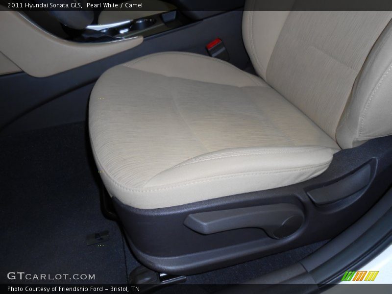 Pearl White / Camel 2011 Hyundai Sonata GLS