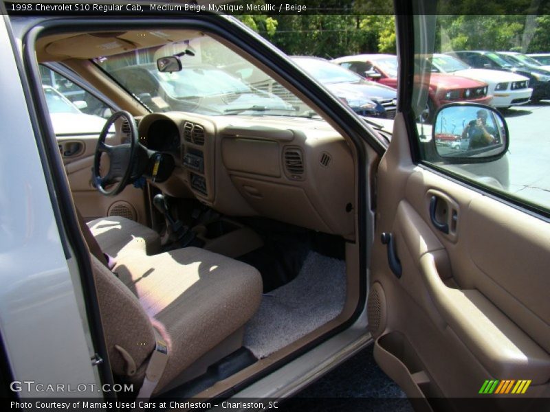 Medium Beige Mystique Metallic / Beige 1998 Chevrolet S10 Regular Cab