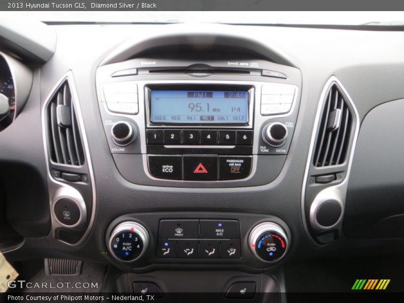 Diamond Silver / Black 2013 Hyundai Tucson GLS