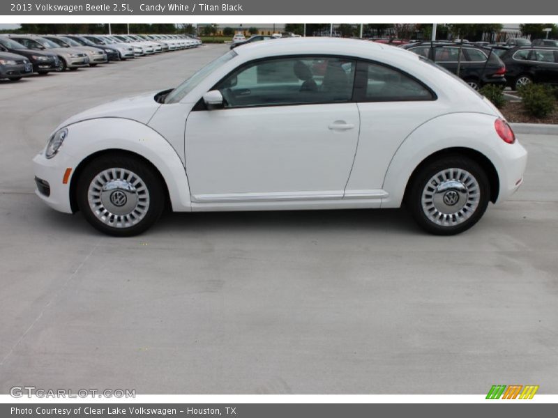 Candy White / Titan Black 2013 Volkswagen Beetle 2.5L
