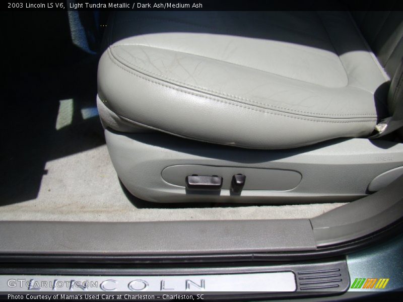 Light Tundra Metallic / Dark Ash/Medium Ash 2003 Lincoln LS V6