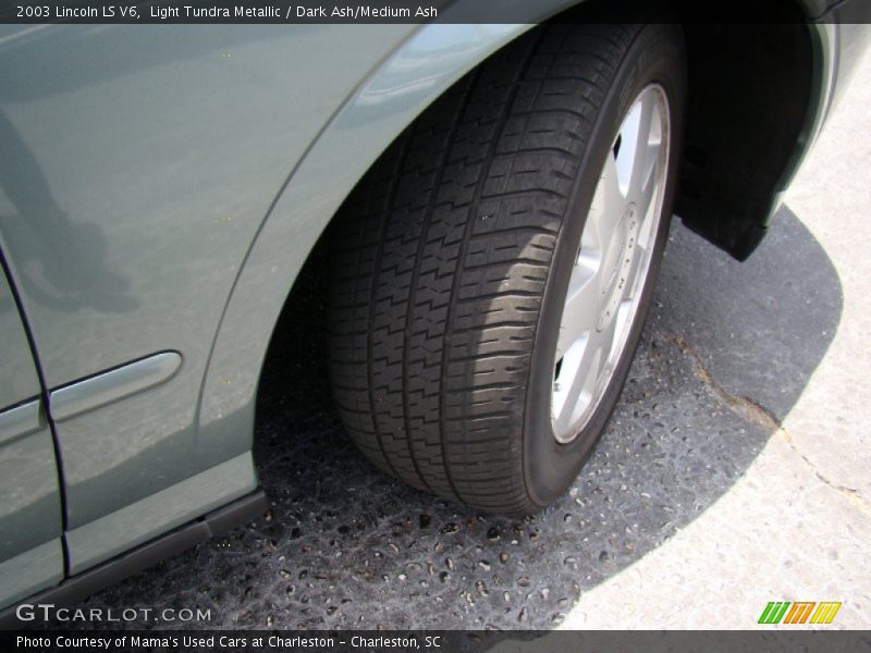 Light Tundra Metallic / Dark Ash/Medium Ash 2003 Lincoln LS V6