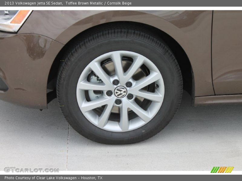 Toffee Brown Metallic / Cornsilk Beige 2013 Volkswagen Jetta SE Sedan
