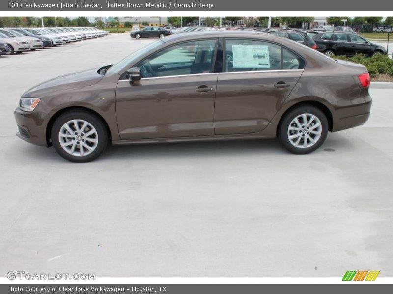 Toffee Brown Metallic / Cornsilk Beige 2013 Volkswagen Jetta SE Sedan
