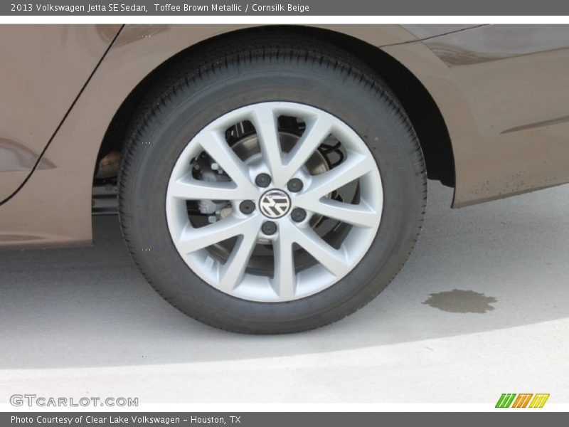 Toffee Brown Metallic / Cornsilk Beige 2013 Volkswagen Jetta SE Sedan