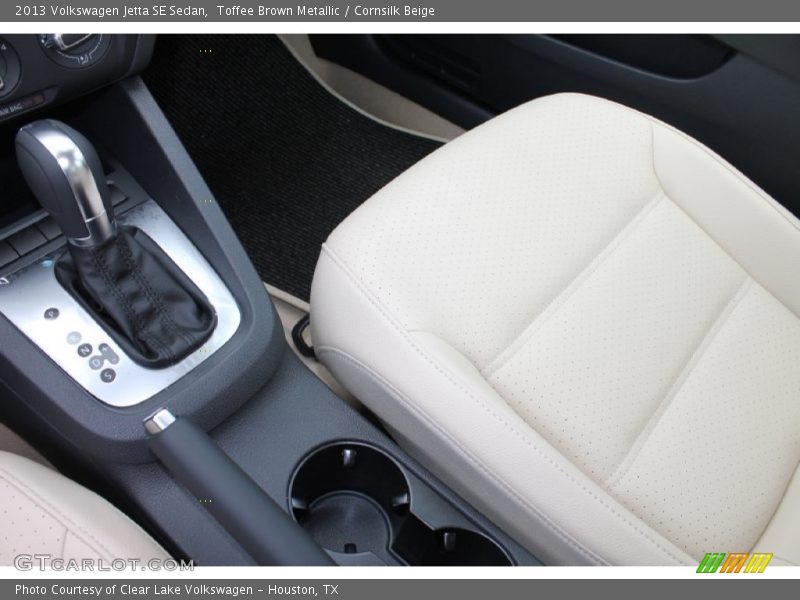 Toffee Brown Metallic / Cornsilk Beige 2013 Volkswagen Jetta SE Sedan