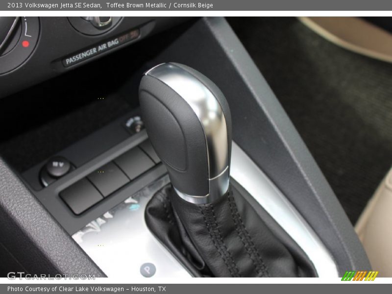 Toffee Brown Metallic / Cornsilk Beige 2013 Volkswagen Jetta SE Sedan