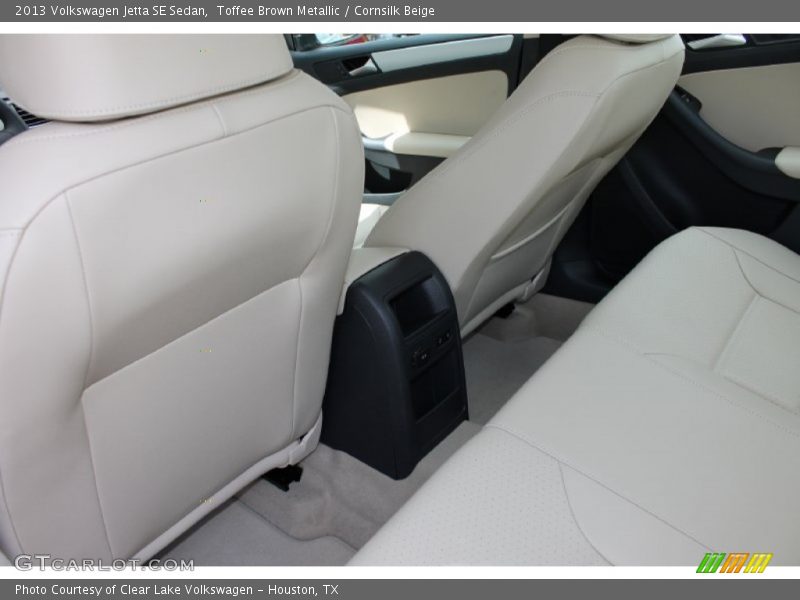Toffee Brown Metallic / Cornsilk Beige 2013 Volkswagen Jetta SE Sedan