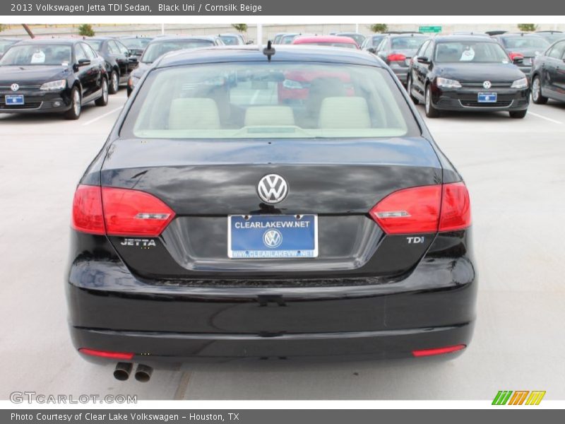 Black Uni / Cornsilk Beige 2013 Volkswagen Jetta TDI Sedan