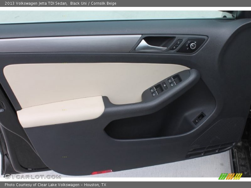 Black Uni / Cornsilk Beige 2013 Volkswagen Jetta TDI Sedan