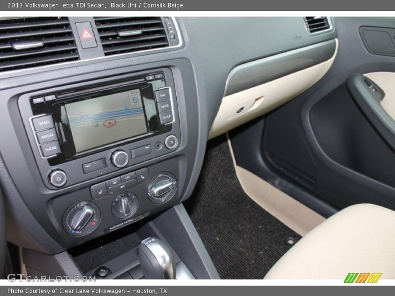Black Uni / Cornsilk Beige 2013 Volkswagen Jetta TDI Sedan
