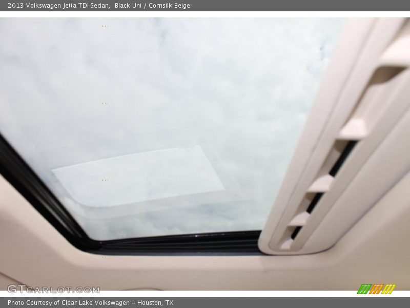 Black Uni / Cornsilk Beige 2013 Volkswagen Jetta TDI Sedan