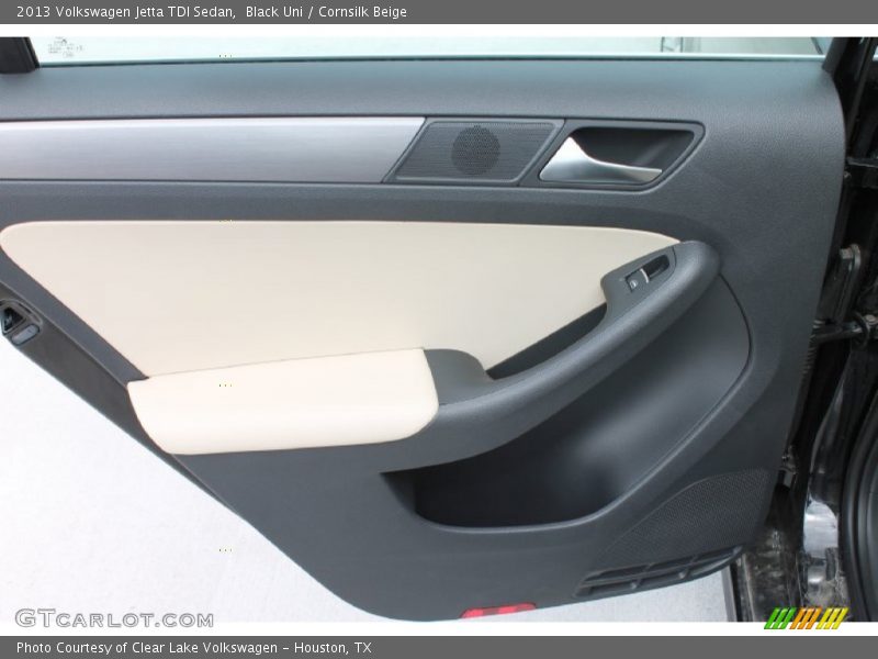 Black Uni / Cornsilk Beige 2013 Volkswagen Jetta TDI Sedan