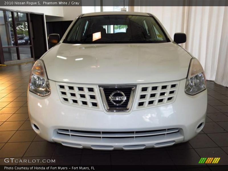 Phantom White / Gray 2010 Nissan Rogue S