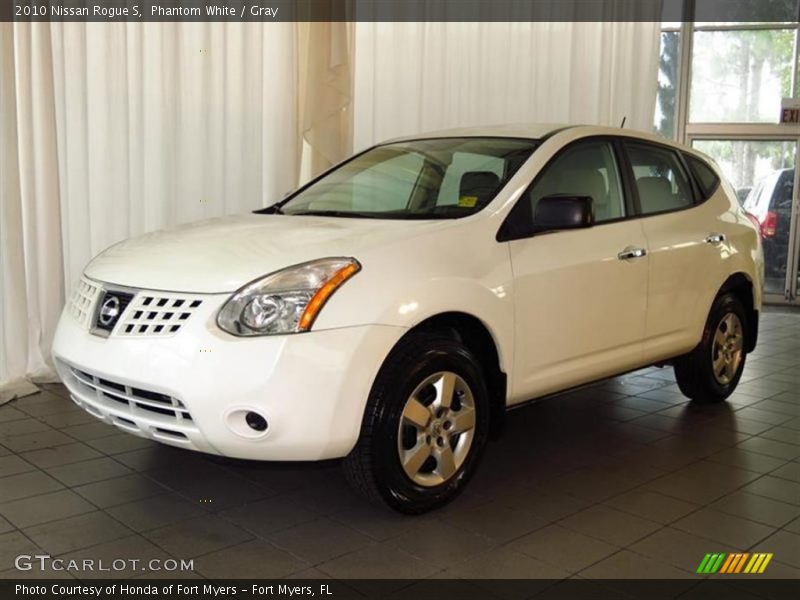 Phantom White / Gray 2010 Nissan Rogue S