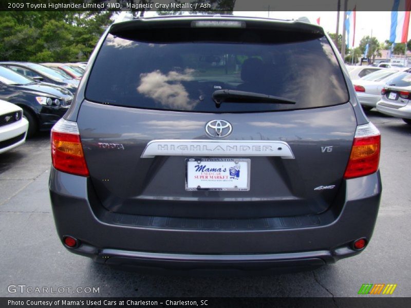 Magnetic Gray Metallic / Ash 2009 Toyota Highlander Limited 4WD
