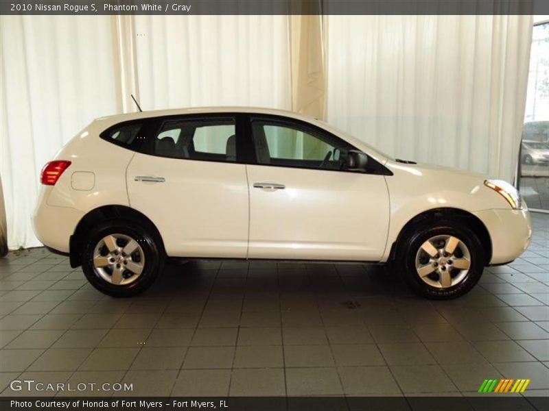Phantom White / Gray 2010 Nissan Rogue S