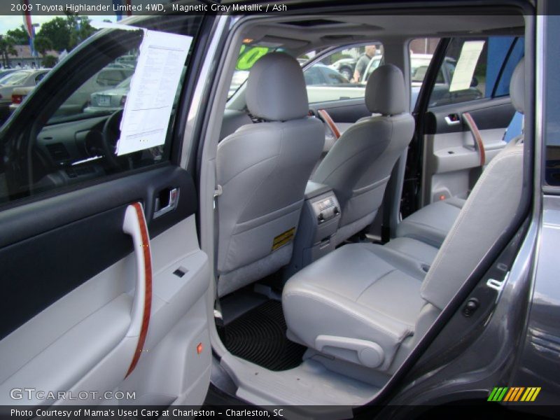 Magnetic Gray Metallic / Ash 2009 Toyota Highlander Limited 4WD