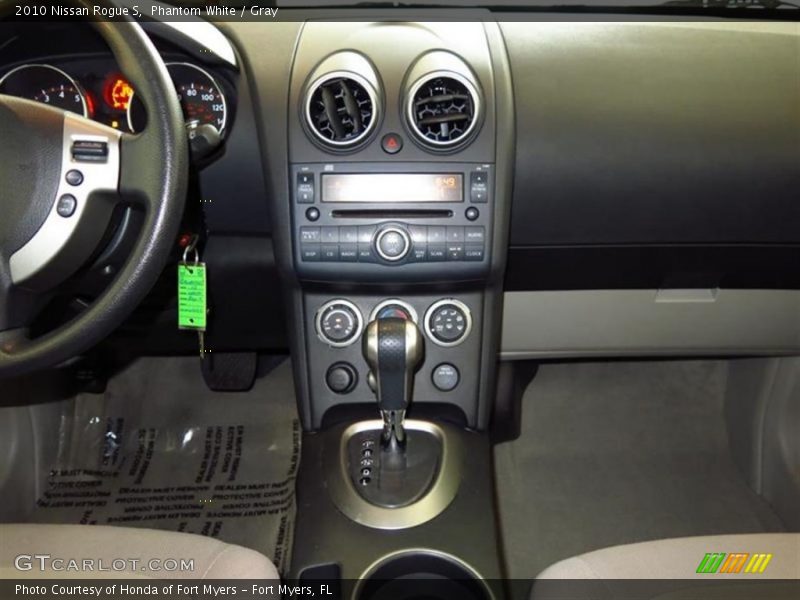 Phantom White / Gray 2010 Nissan Rogue S
