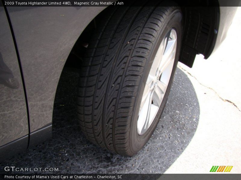 Magnetic Gray Metallic / Ash 2009 Toyota Highlander Limited 4WD