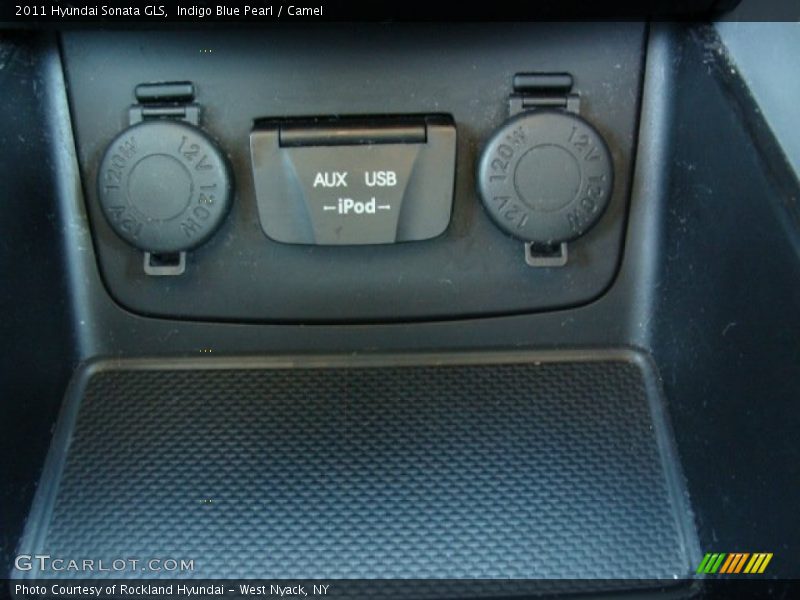 Indigo Blue Pearl / Camel 2011 Hyundai Sonata GLS