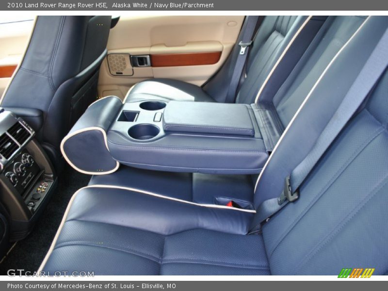 Alaska White / Navy Blue/Parchment 2010 Land Rover Range Rover HSE