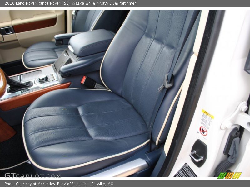 Alaska White / Navy Blue/Parchment 2010 Land Rover Range Rover HSE