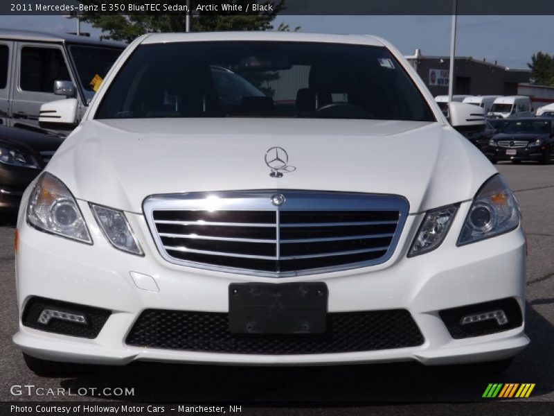 Arctic White / Black 2011 Mercedes-Benz E 350 BlueTEC Sedan