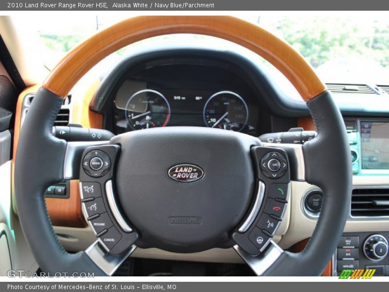 Alaska White / Navy Blue/Parchment 2010 Land Rover Range Rover HSE