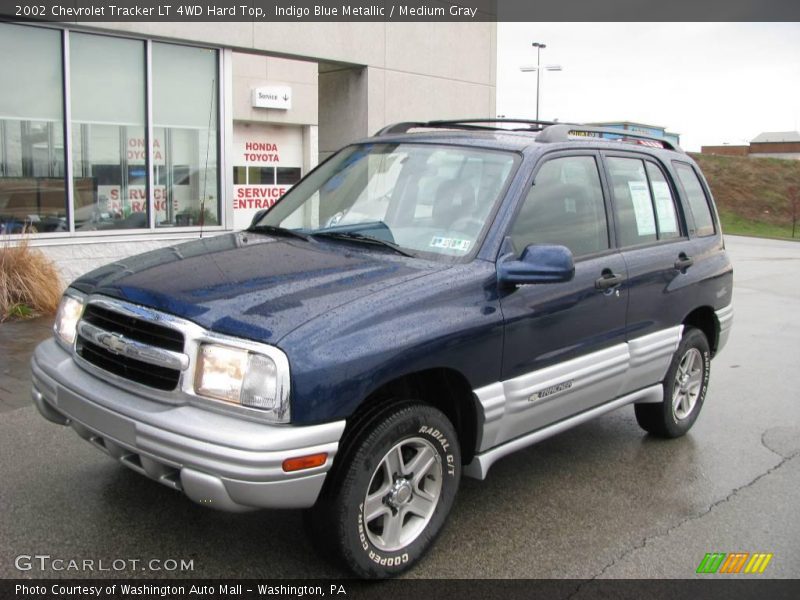 Indigo Blue Metallic / Medium Gray 2002 Chevrolet Tracker LT 4WD Hard Top