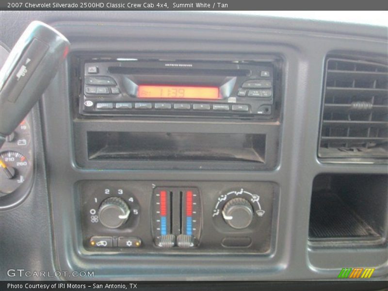 Summit White / Tan 2007 Chevrolet Silverado 2500HD Classic Crew Cab 4x4