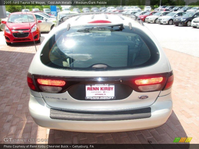 Gold Ash Metallic / Medium/Dark Pebble 2005 Ford Taurus SE Wagon