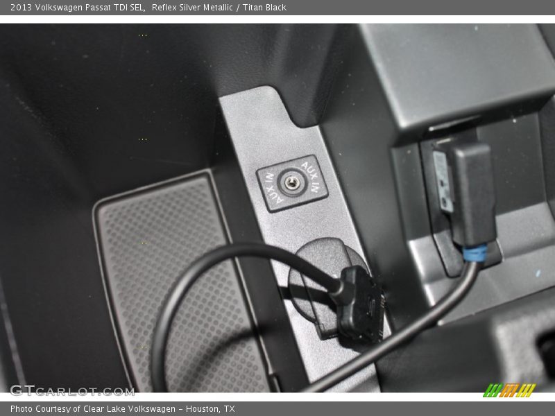 Reflex Silver Metallic / Titan Black 2013 Volkswagen Passat TDI SEL