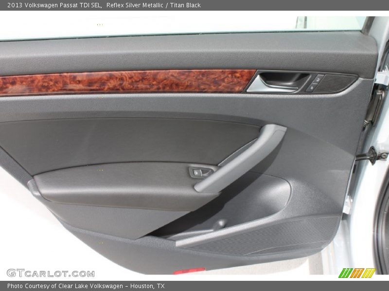 Reflex Silver Metallic / Titan Black 2013 Volkswagen Passat TDI SEL